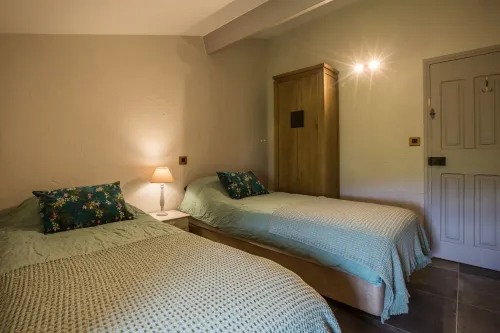 Gîte Rivière, Private Terrace I Sleeps 4 I Domaine le C4