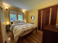 Modern Woodland Privacy with Ocean, Trails, and Lobster All in Walking Distance.