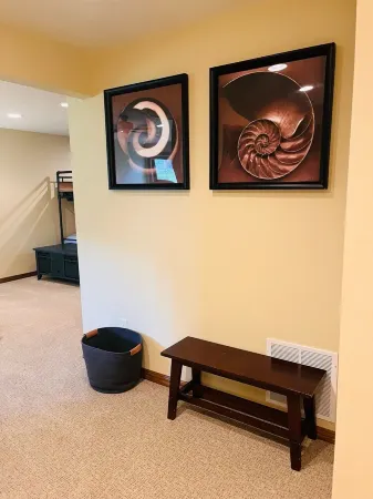 3 bed/3.5 bath Fish Creek condo that sleeps 10; walking distance to beach/parks