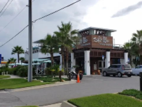 Olde Towne Beach Life - The Best of Both Worlds