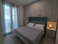 SAILING SUITE APARTMENT WITH BEACHFRONT GARDEN La Piramide附近的飯店