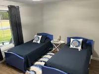 The Last Cast lake rental * Unit A 1/4 mile from State Dock! Hotel di Taylor County