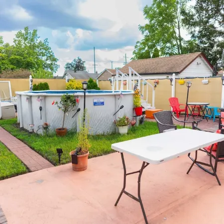 Cozy Furnished Ranch! Pet Friendly! 22 Min. to MetLife Stadium!