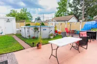 Cozy Furnished Ranch! Pet Friendly! Hotels in Fair Lawn