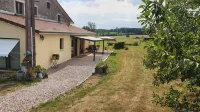 Gezellig Comfortabel Vakantieverblijf, Rustige Omgeving én Huisdiervriendelijk Hotels in Claudon