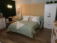 August Special Cozy Cottage with Queen Bed & Nearby Pickleball Courts
