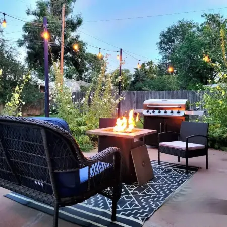 5BD Cozy, SouthGlenn Gem, Yard, Games, Shops, close to Downtown Littleton&Denver
