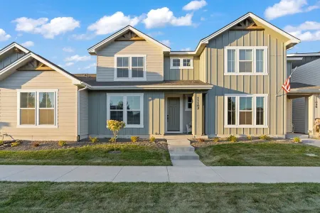 The Grey Havens-stunning new build family friendly with a laid back beach vibe.