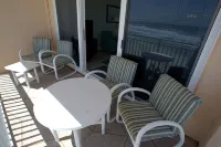 Ocean Front Complex -Beautiful Panoramic Views of the Ocean!