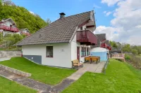 Sunshine house - lake view included Hotels near Puma Outlet Kirchheim