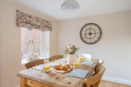 North Norfolk Coastal Cottage in the beautiful village of Snettisham