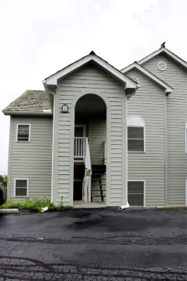Overlook at Southcrest condo Hotels near Beech Mountain Club