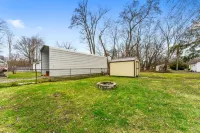Lake Milton Haven: 3BR, Modern, Near Lake & Winery