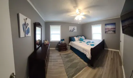 Quiet /Cozy home in Starkville