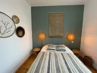 Very Nice  Listed Rhétaise House with Garden and Garage, Quiet, Right in the Center,