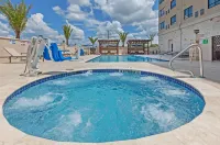 Holiday Inn HOUSTON NE - BUSH AIRPORT AREA by IHG - Hot Tub