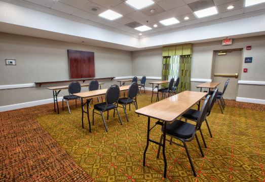 햄프턴 인 칼리지 파크