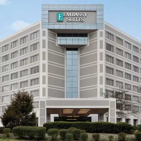 Embassy Suites by Hilton Baltimore at BWI Airport Отели в г. Линтикум