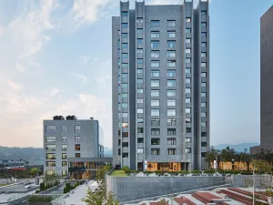Bloomvista Hotel & Conference