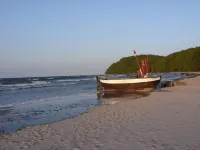 Modern, quiet apartment close to the beach on the outskirts of Binz with balcony