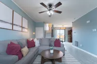 12Mins To Louisville, Gameroom, Patio&Grill - RusticElephant Hôtels à : Comte de Clark