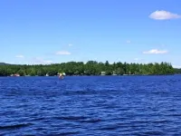 House in exceptional condition on Thomas Pond Hoteles en Casco