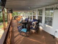 Lakefront Retreat - Stunning Views, Huge Kitchen & Neighborhood Boat Ramp