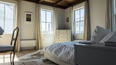 Art Filled East End Home a short walk to waterfront, restaurants and shops