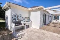 BREATHTAKING BEACH HOUSE