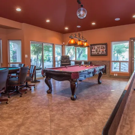Paradise Valley Estate With Pool, Game Room And Near Entertainment!