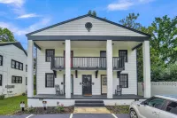 Cozy Green Haven, 1BR Flat Minutes from Downtown