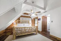 Luxury Cabin With Sauna and Hot Tub South-View Cemetery附近的飯店