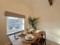 Elegant Apartment in Prime Central Location