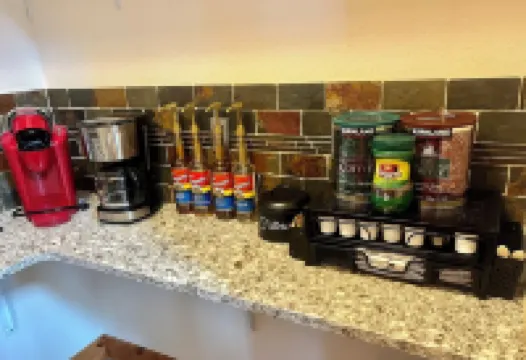 Spacious Zion Cabin, Walk to NP, Near Ponderosa Ranch, Sleeps 9