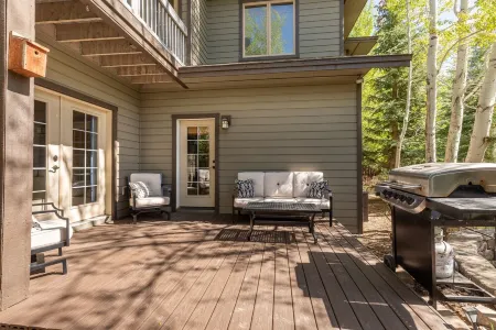 Hiking, Fishing, Biking, Skiing all within the valley 30 min from Jackson Hole