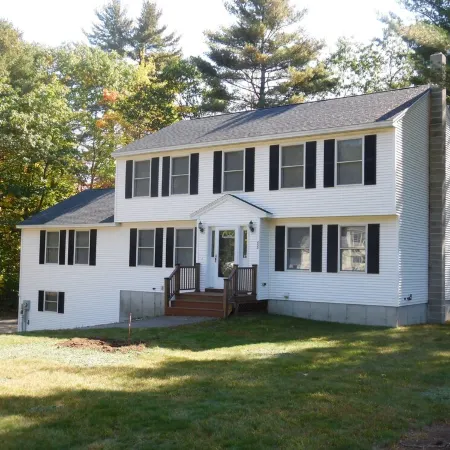 Spacious North Conway Retreat, Sleeps 11, Game Room & Deck