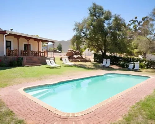 Red Stone Hills Hotels in Ladismith