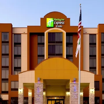 Holiday Inn Express & Suites DALLAS FT. WORTH AIRPORT SOUTH by IHG