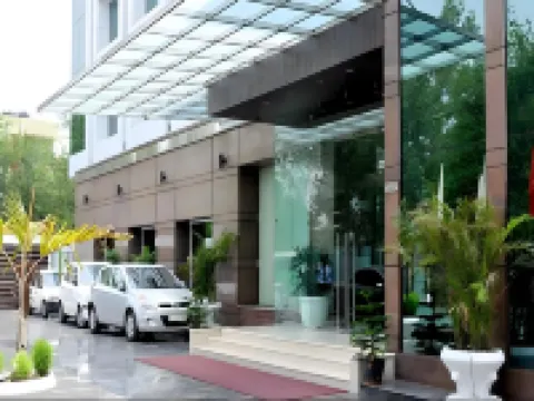 Venizia Sarovar Portico Hotels in North Delhi