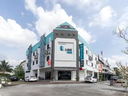 Super OYO 246 Link Inn