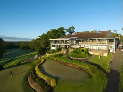 Nambour Heights Motel Hotels in Woombye