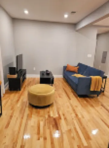 Deluxe Aparment Spacious 3-bedroom apartment with WiFi, AC in nice Elizabeth