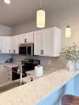 Good Vibes 2-Bedroom Apartment in Waukee - Central Location & Modern Comforts