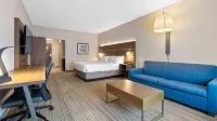 Holiday Inn Express & Suites Macon North