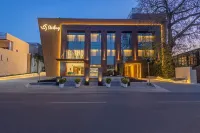 Sterling Borderland Amritsar