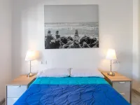 Sunny apartment Hotels near Electronic Moblie