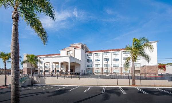Holiday Inn Express SAN Diego South-National City by IHG