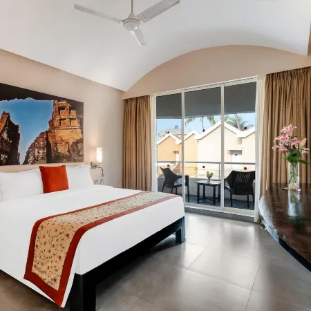 Whispering Palms Beach Resort