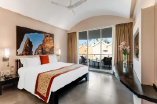 Whispering Palms Beach Resort