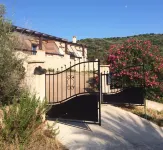 House with large terrace, garden  and spectacular sea view. Very quite area. Hotels in Casaglione